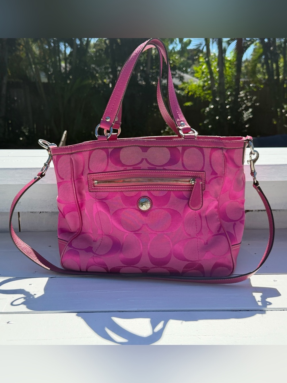 Vintage Y2K pink Coach tote